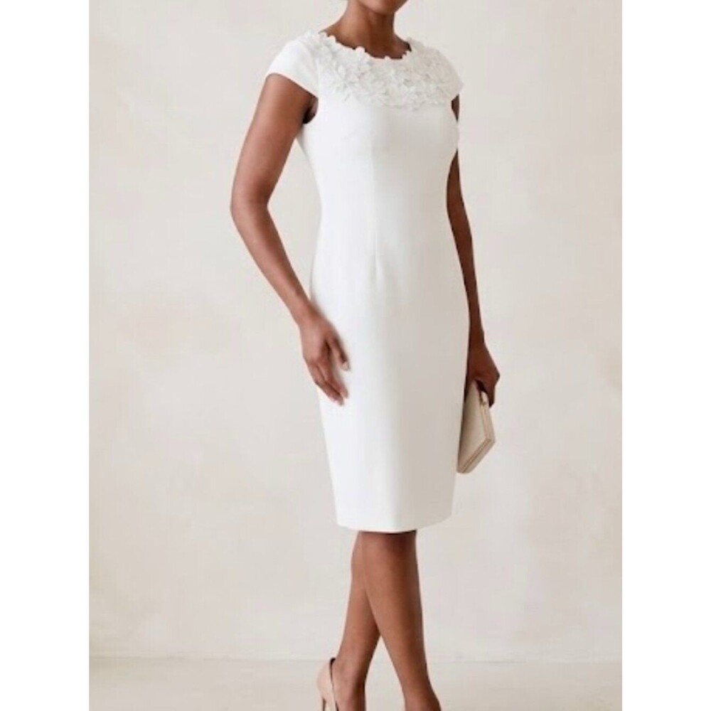 SD Collection White 3D Floral Applique Cocktail Sheath Dress Size 12